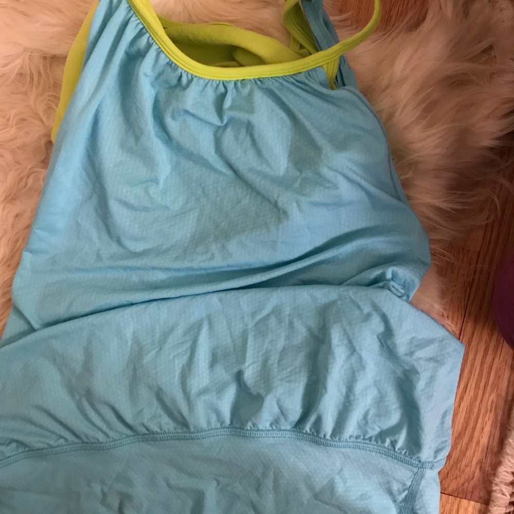 LuluLemon Top Built in Bra XS